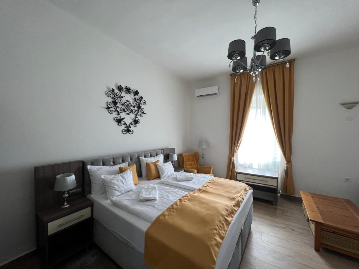 Kuria Vendeghaz Hotel Poroszló Eksteriør billede