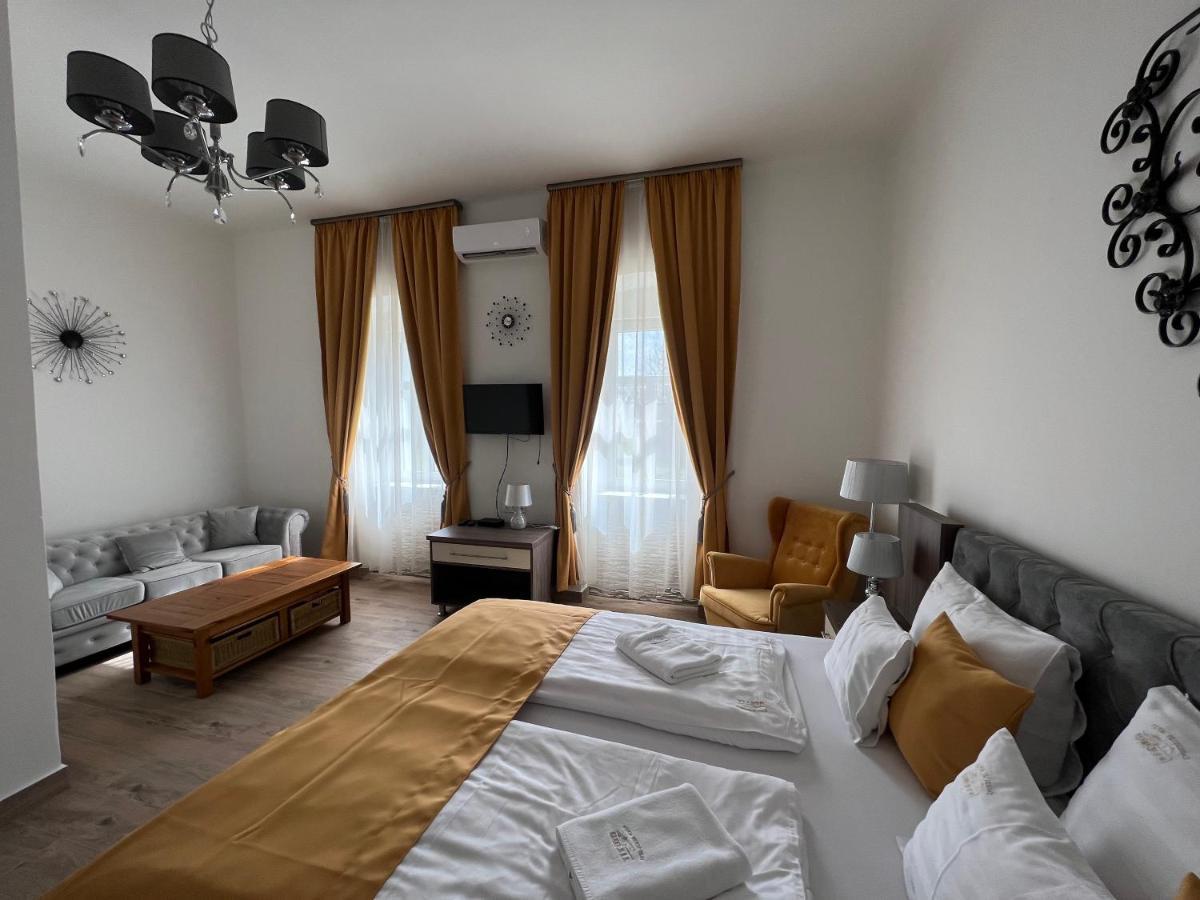 Kuria Vendeghaz Hotel Poroszló Eksteriør billede
