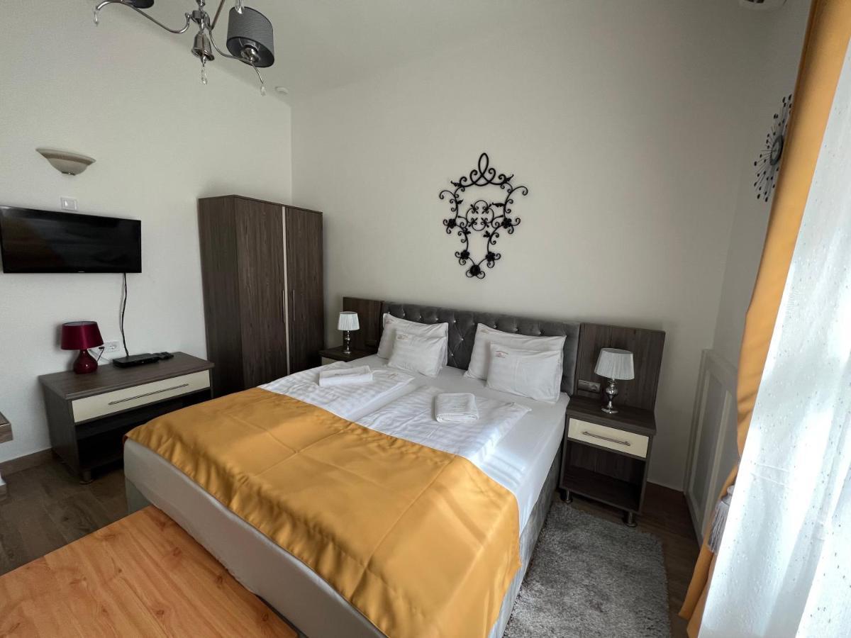 Kuria Vendeghaz Hotel Poroszló Eksteriør billede